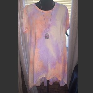 Brand New NEVER worn hi-Low top